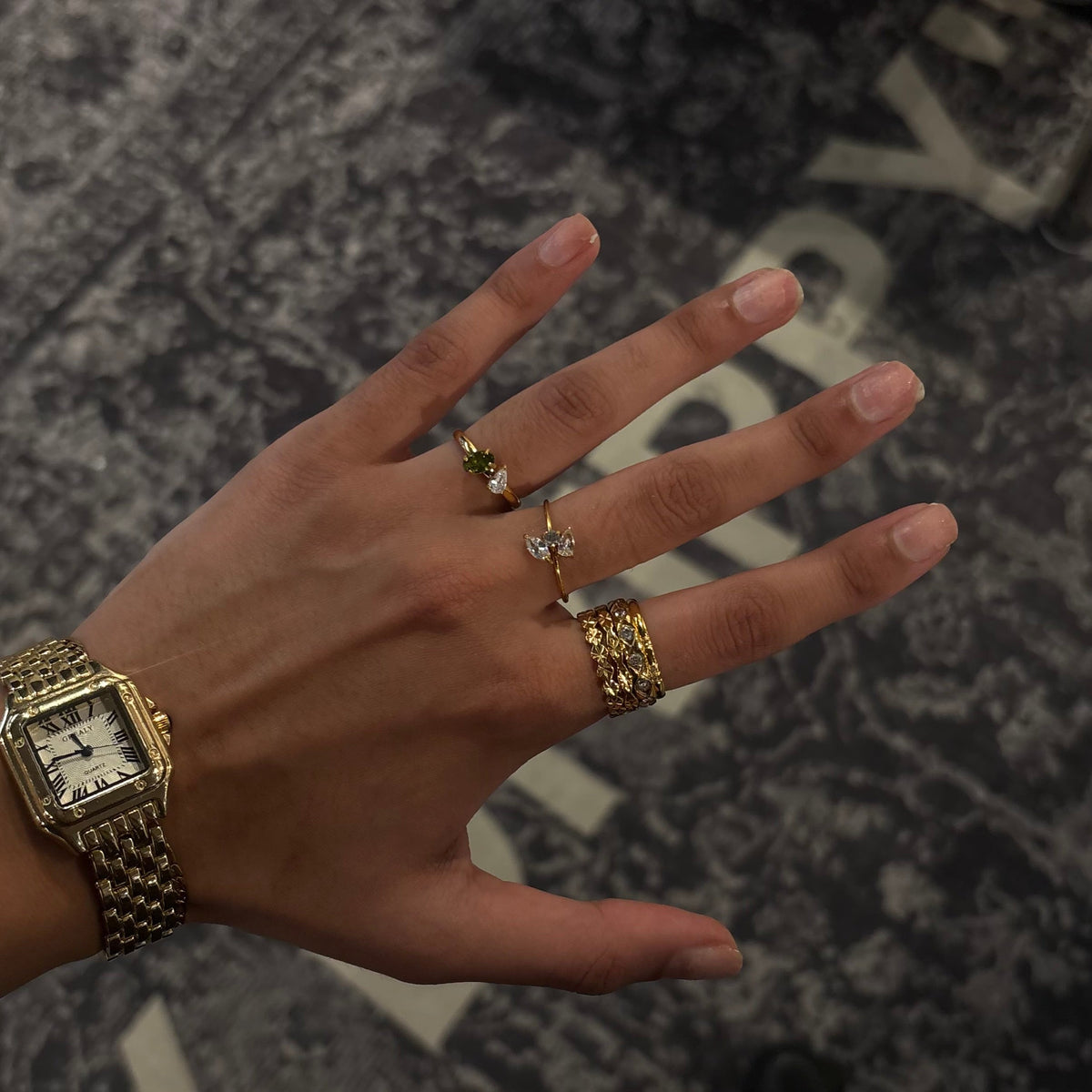 Oval Star Bursts Ring